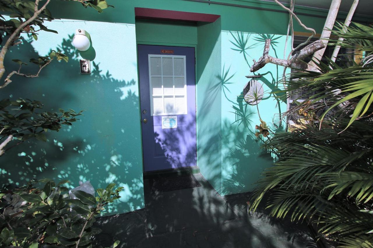 Affordable Beach Condos - One Bedroom Dlx Condos St. Pete Beach Exterior photo